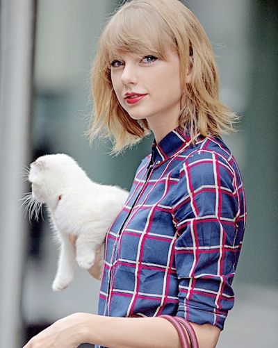 Taylor Swift泰勒·斯威夫特演绎 今年最流行的wob头发型