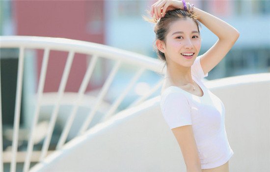 瘦小腿小妙招 简单瘦小腿秒变短裙女神