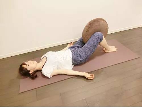 瘦臀瘦腿的最快方法图解 在家轻松瘦出完美腿臀曲线