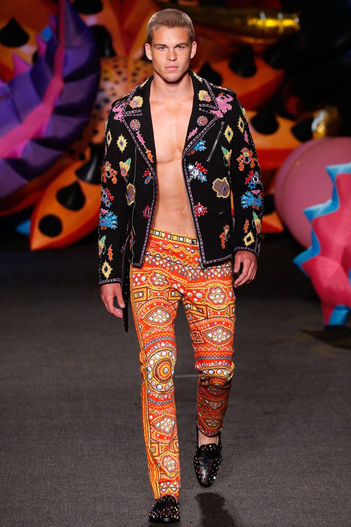 Moschino（莫斯奇诺）洛杉矶2024品牌时装发布会