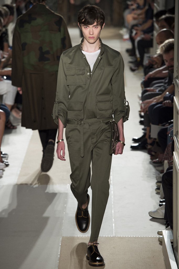 Valentino（华伦天奴）2024巴黎时装发布会男装秀