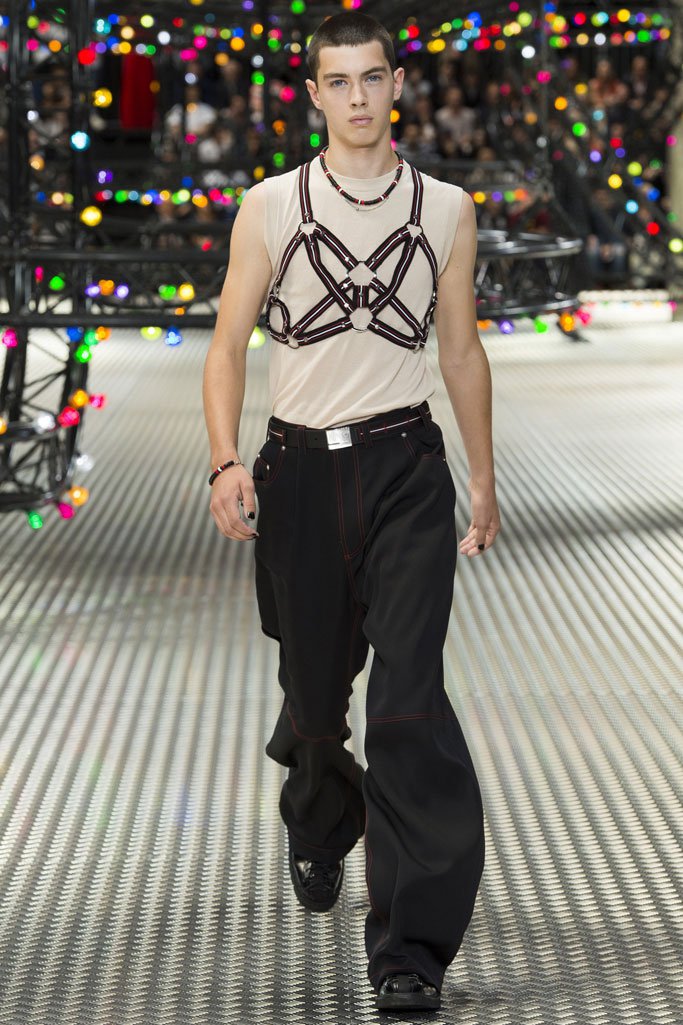 Dior Homme 2024巴黎时装发布会男装秀