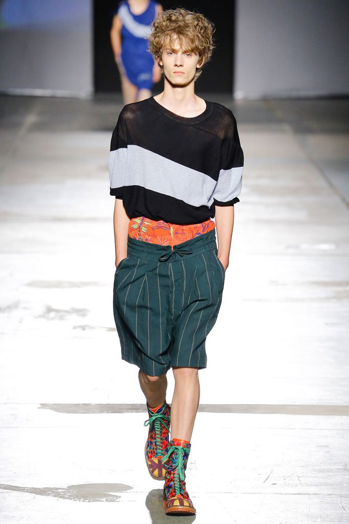 Vivienne Westwood 2024米兰男装发布会男装秀