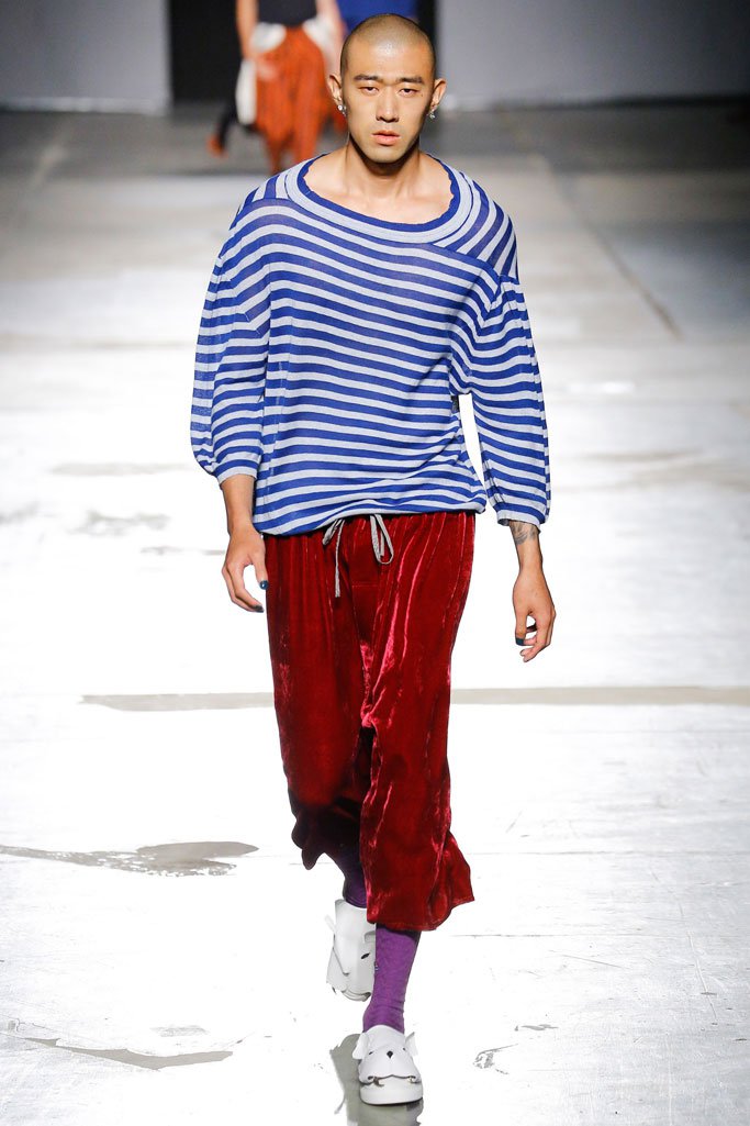 Vivienne Westwood 2024米兰男装发布会男装秀
