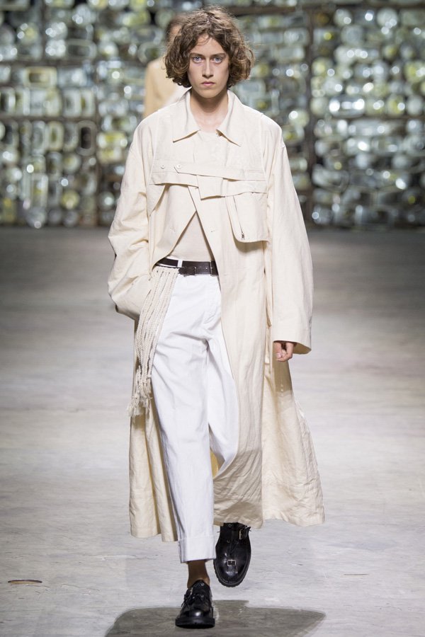 Dries Van Noten（德赖斯·范诺顿）2024巴黎时装男装秀
