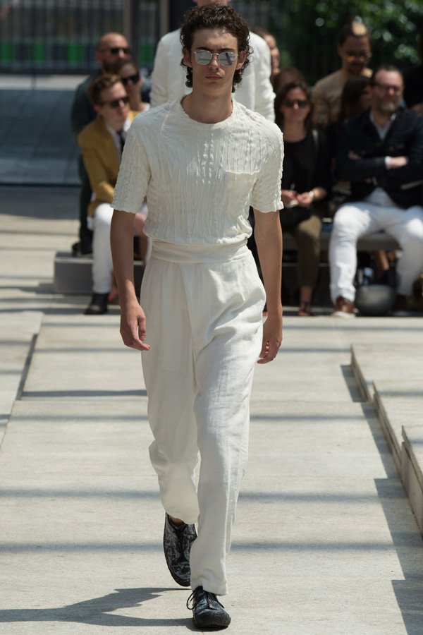 Issey Miyake（三宅一生）2024巴黎男装周男装秀