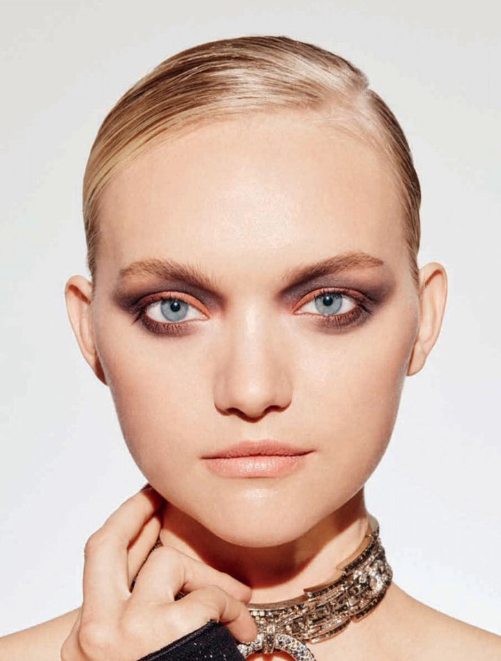 超模Gemma Ward 演绎最新《Elle》时尚杂志大片