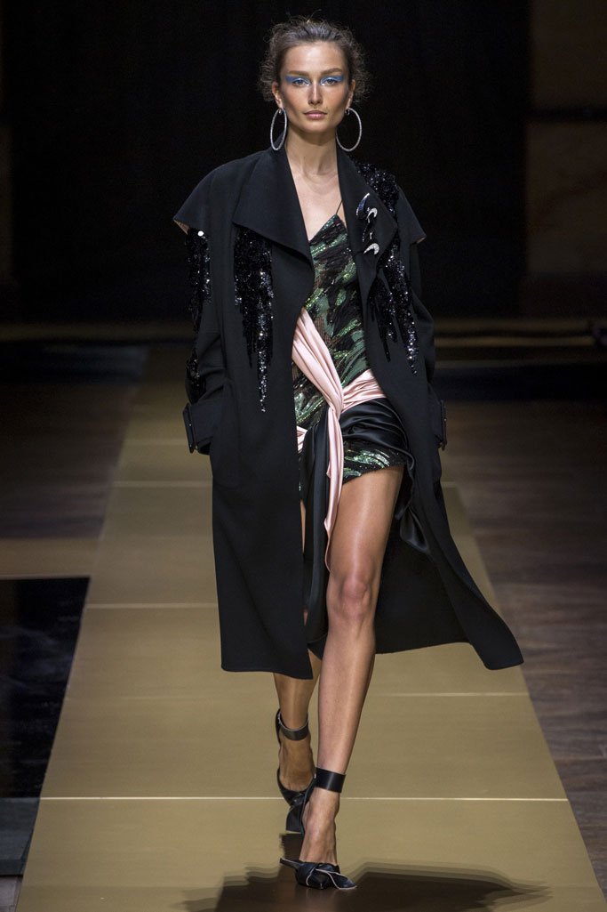 Atelier Versace 2024巴黎时装周女装秀