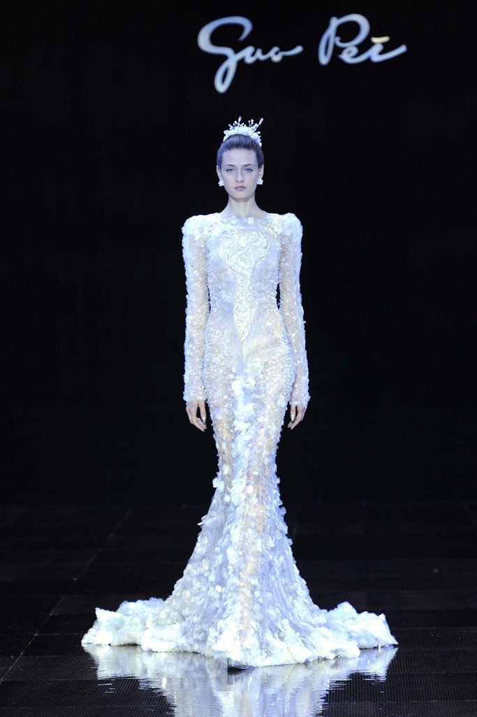 中国设计师郭培Guo Pei 2024巴黎时装周女装高级定制时装秀