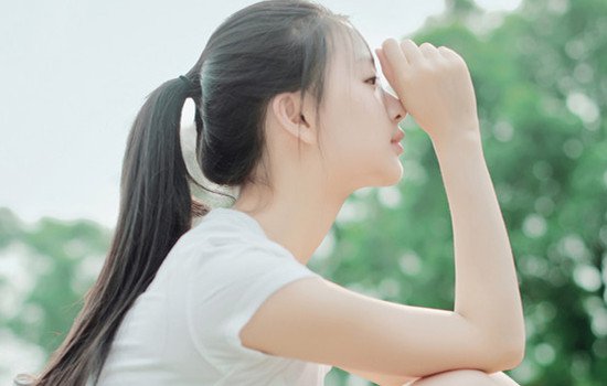 双眼皮拆线后不对称  60%的人会出现这种情况