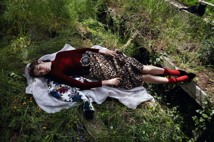 超模Vanessa Moody 演绎《Vogue服饰与美容》时尚杂志大片