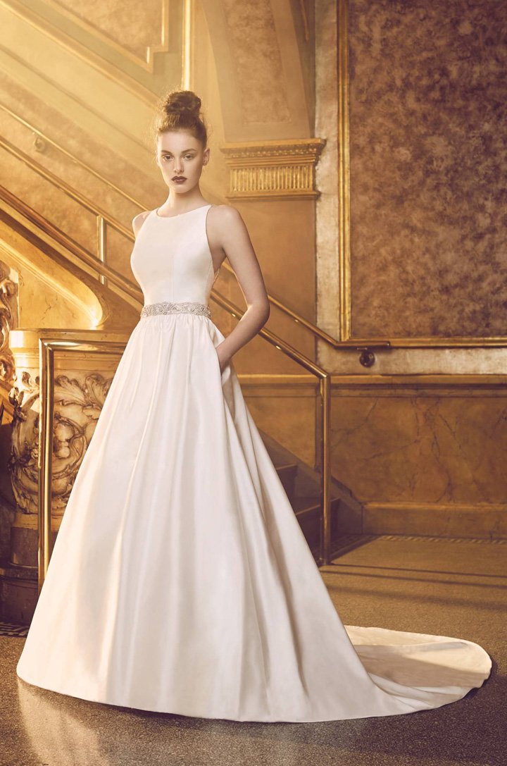 Paloma Blanca 2024婚纱礼服系列