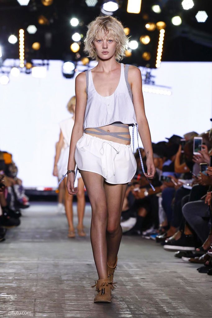 Alexander Wang（亚历山大·王）2024纽约时装周时装秀