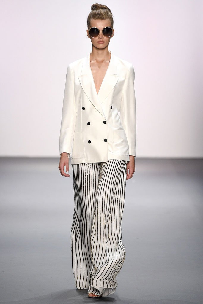 Jenny Packham（珍妮·帕克汉）2024纽约时装发布会女装秀