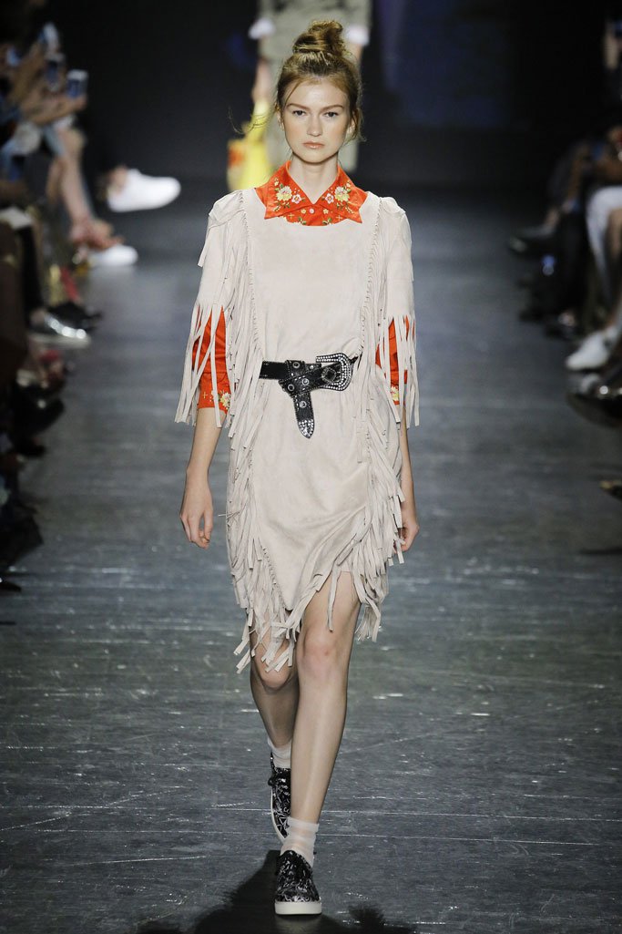 Vivienne Tam（谭燕玉）2024纽约时装周女装秀