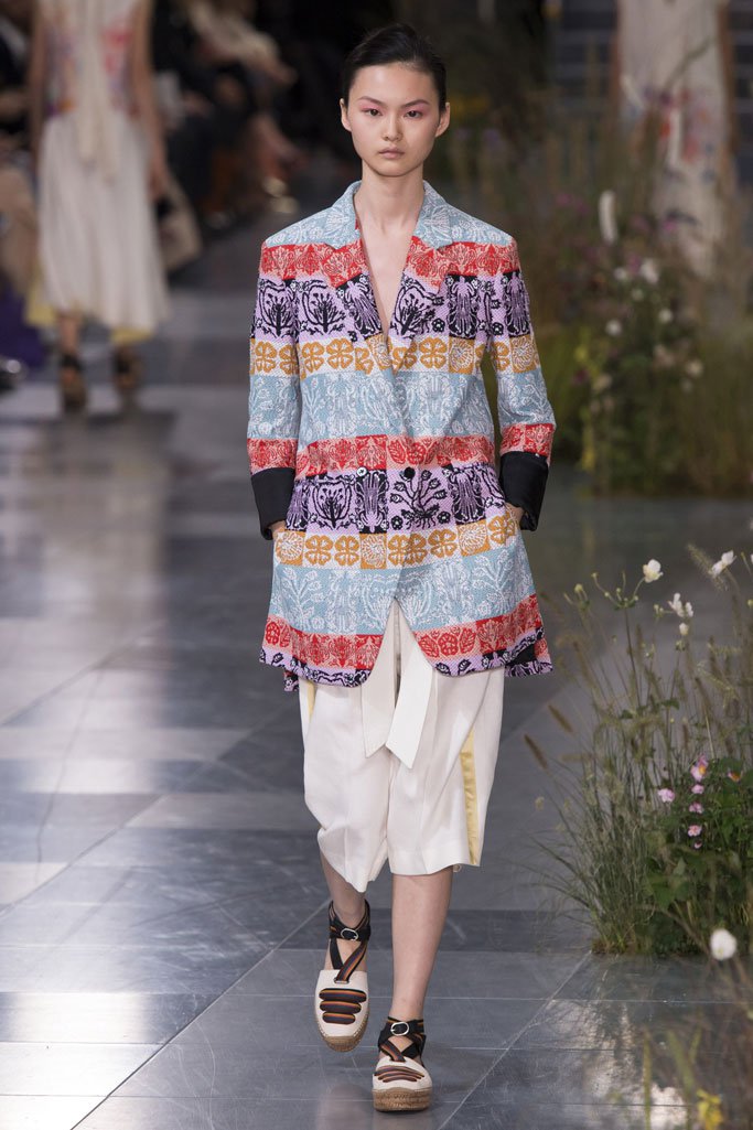 Paul Smith（保罗·史密斯）2024伦敦时装周女装秀