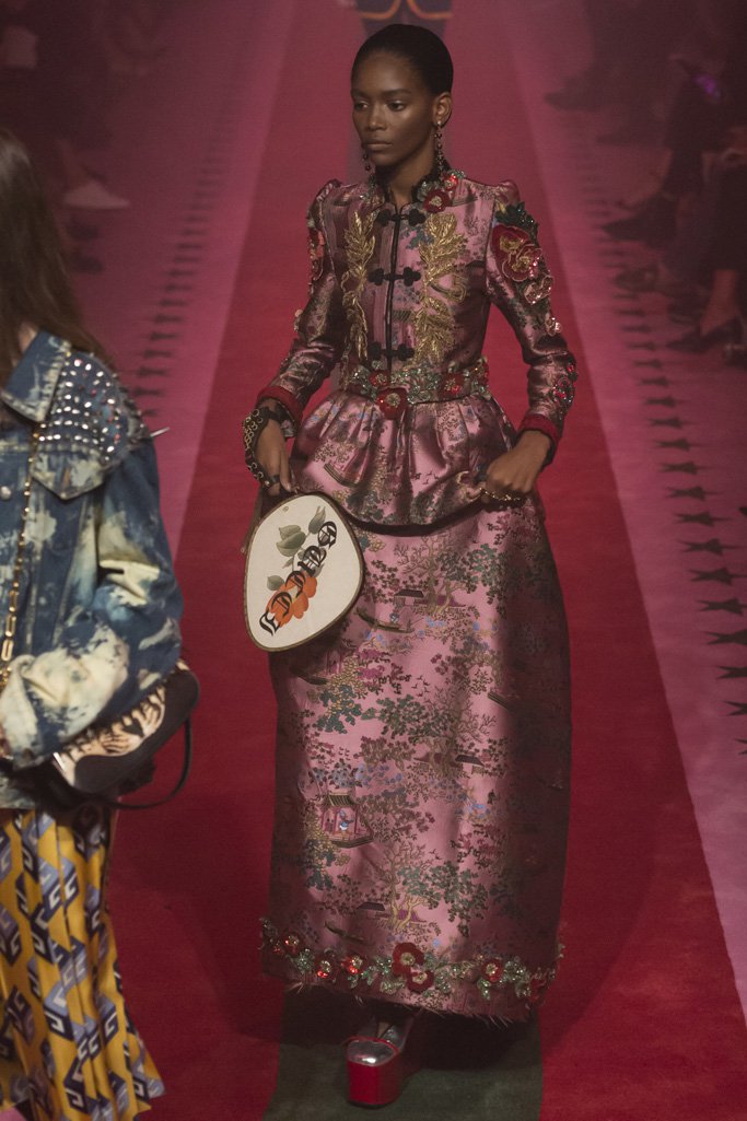 Gucci（古驰）2024米兰时装发布会女装秀
