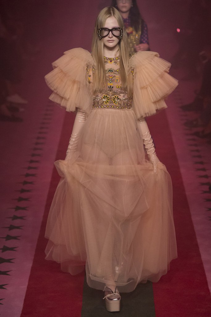 Gucci（古驰）2024米兰时装发布会女装秀