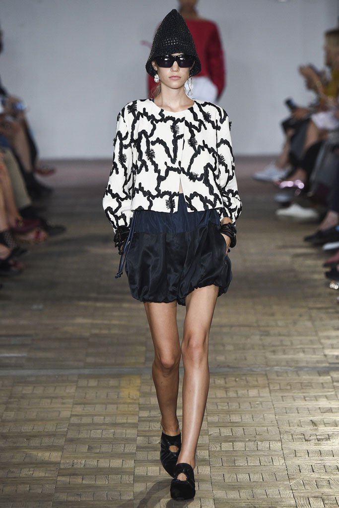 Sportmax（斯宝麦斯）2024米兰时装周女装秀