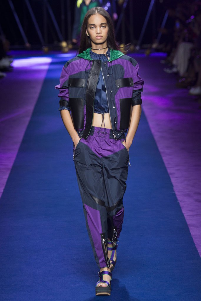 Versace（范思哲）2024米兰时装周女装秀