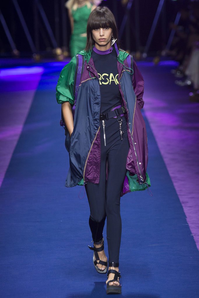 Versace（范思哲）2024米兰时装周女装秀