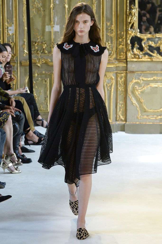 Giambattista Valli 2024米兰时装周女装秀