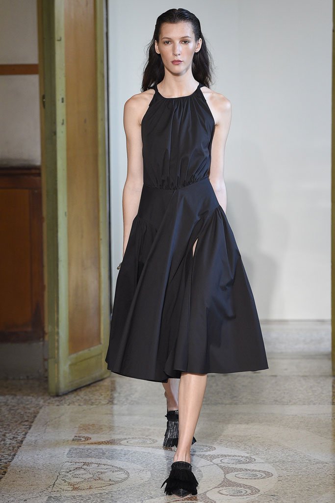 Blumarine（蓝色情人）2024米兰时装周女装秀