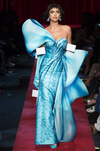 Moschino（莫斯奇诺）2024米兰时装周女装秀