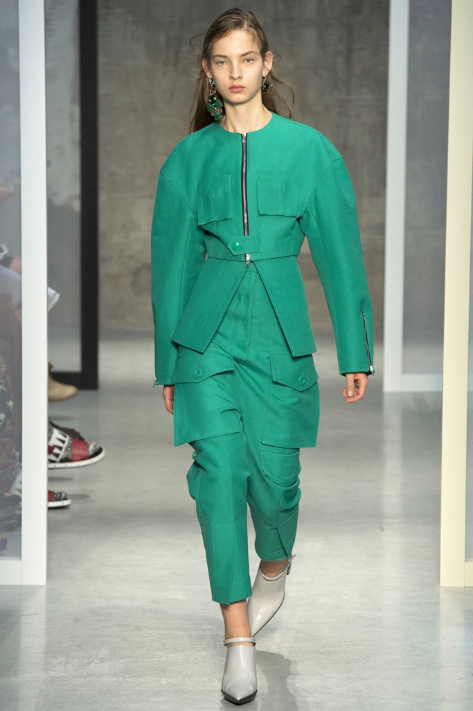 Marni（玛尼）2024米兰时装周女装秀
