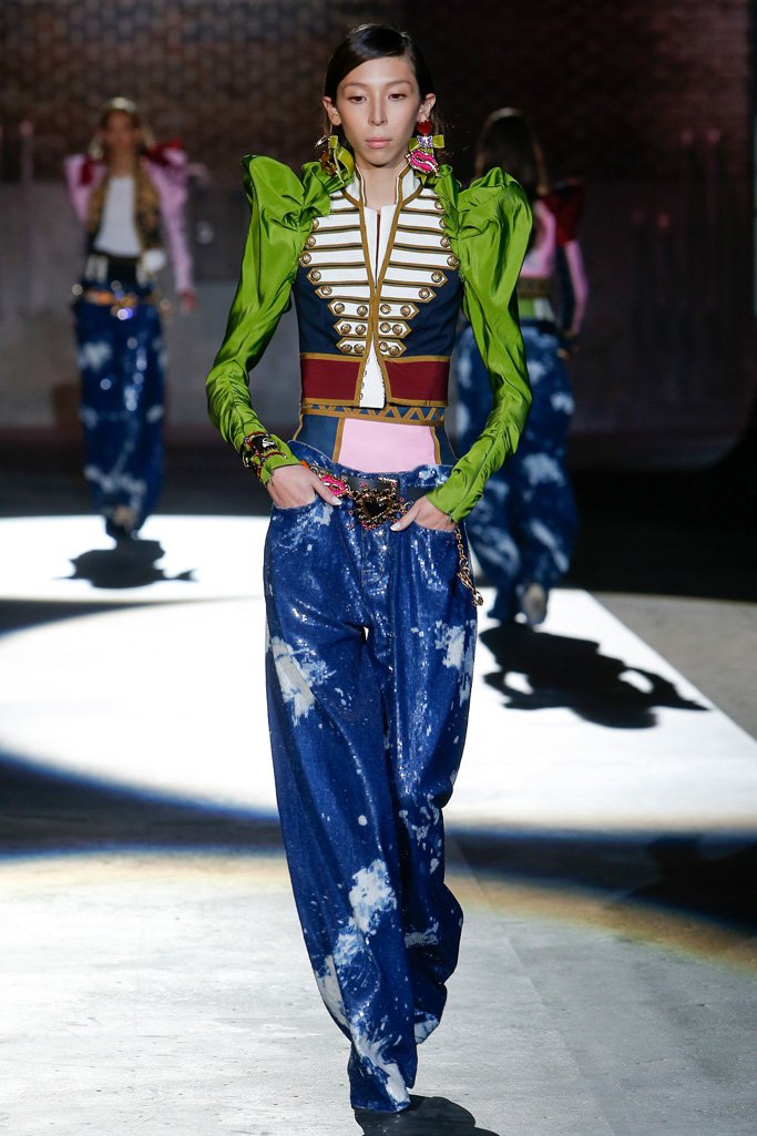 Dsquared2 2024米兰时装周女装秀