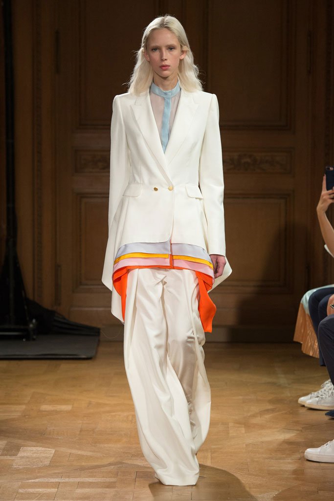 Vionnet（薇欧奈）2024巴黎时装周女装时装秀
