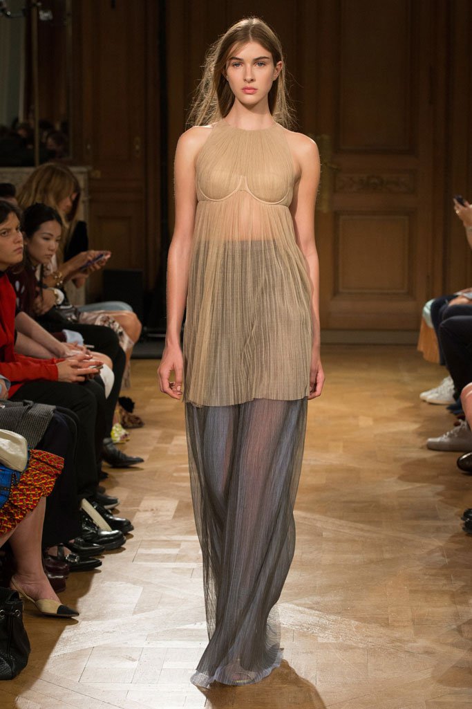 Vionnet（薇欧奈）2024巴黎时装周女装时装秀