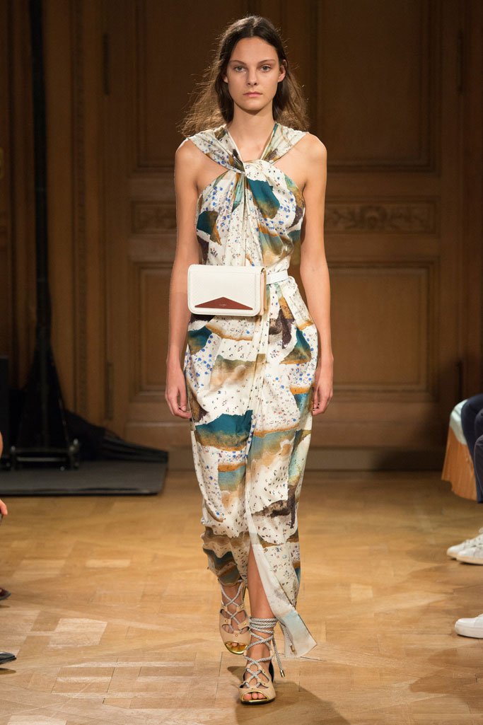 Vionnet（薇欧奈）2024巴黎时装周女装时装秀