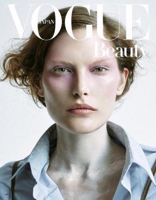 超模Catherine McNeil 演绎《Vogue》时尚杂志大片