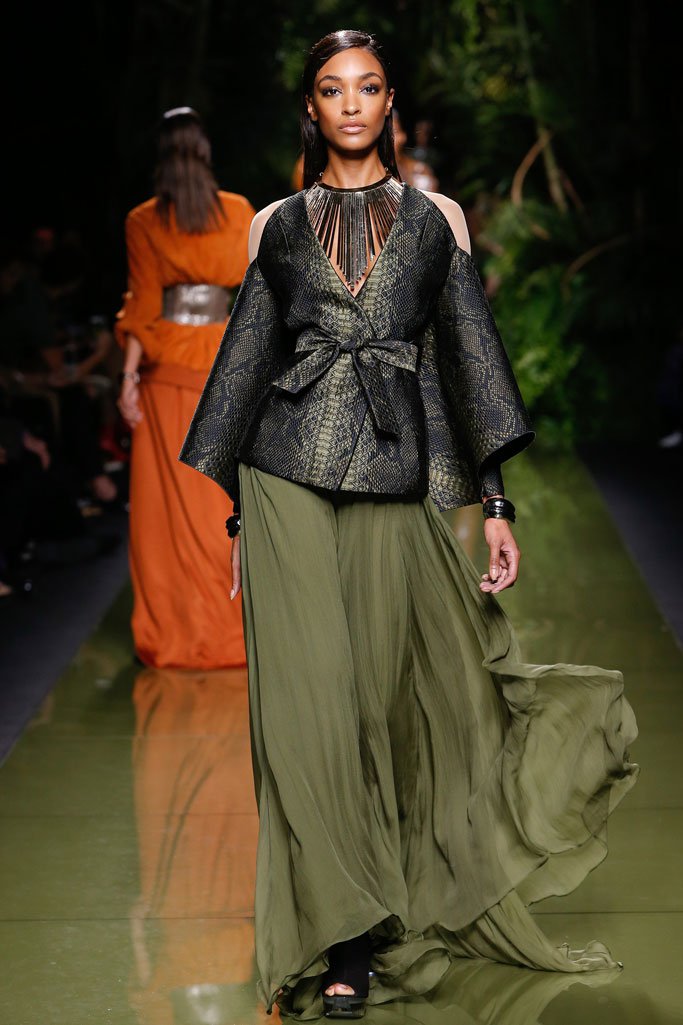 Balmain（巴尔曼）2024春夏巴黎时装周女装秀