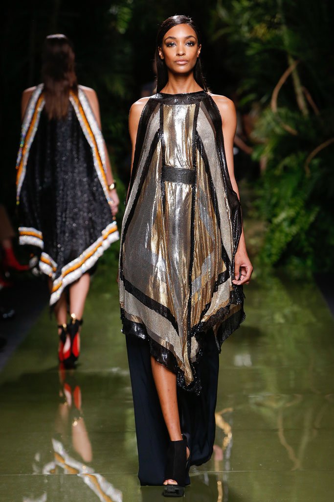 Balmain（巴尔曼）2024春夏巴黎时装周女装秀