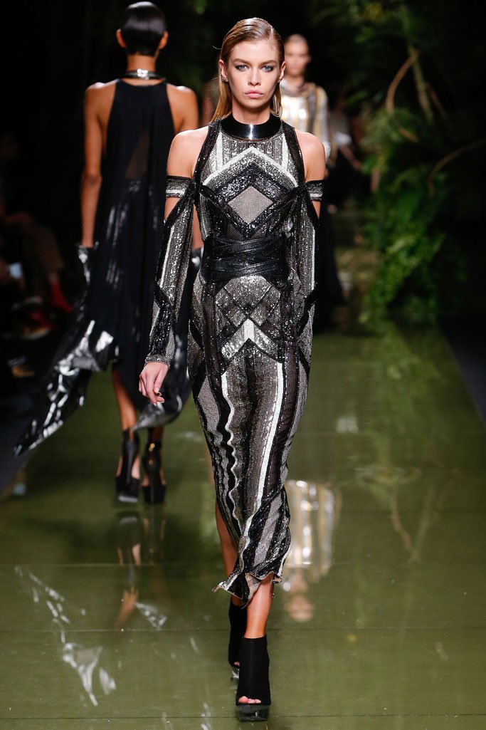 Balmain（巴尔曼）2024春夏巴黎时装周女装秀