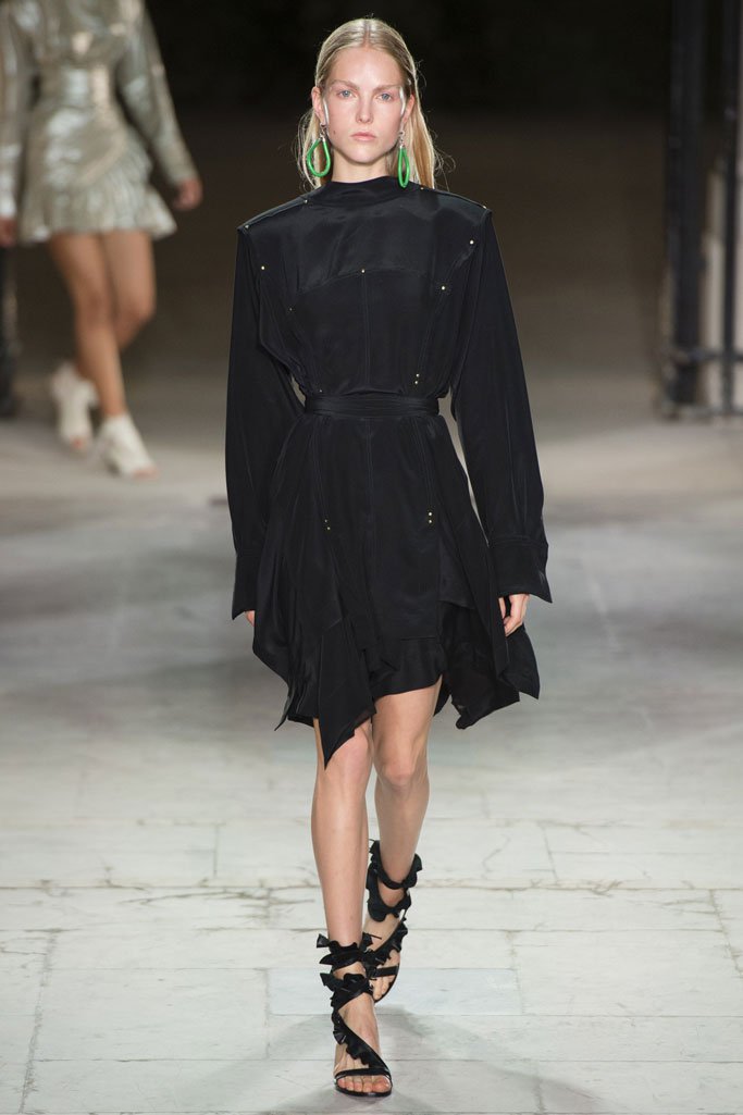 Isabel Marant（伊莎贝尔·玛兰）2024巴黎时装周时装秀