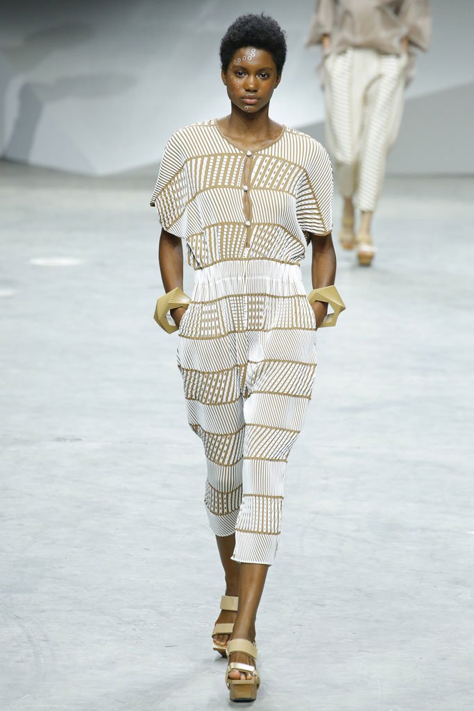 Issey Miyake（三宅一生）2024巴黎时装周时装秀