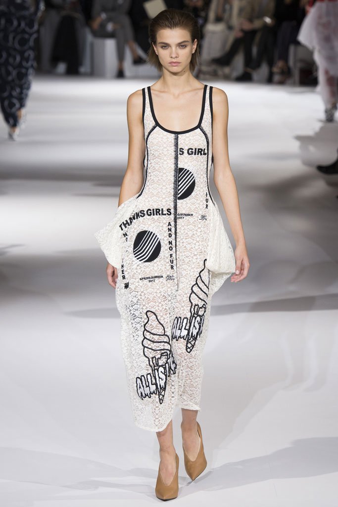 Stella McCartney 2024春夏巴黎时装周时装秀