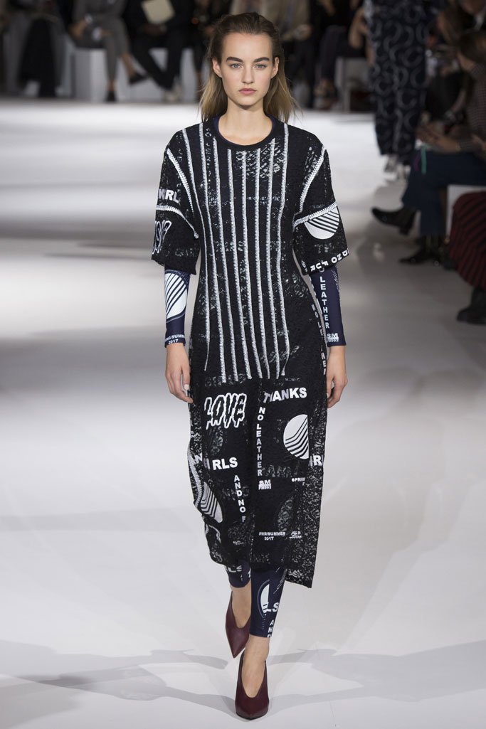 Stella McCartney 2024春夏巴黎时装周时装秀