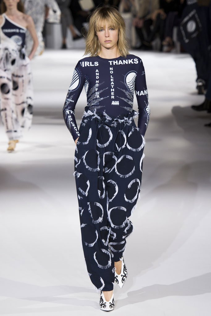Stella McCartney 2024春夏巴黎时装周时装秀