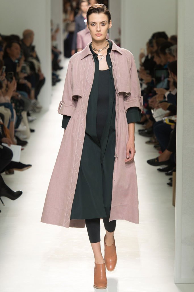 Hermès（爱马仕）2024春夏巴黎时装周时装秀