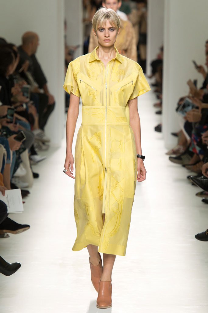 Hermès（爱马仕）2024春夏巴黎时装周时装秀