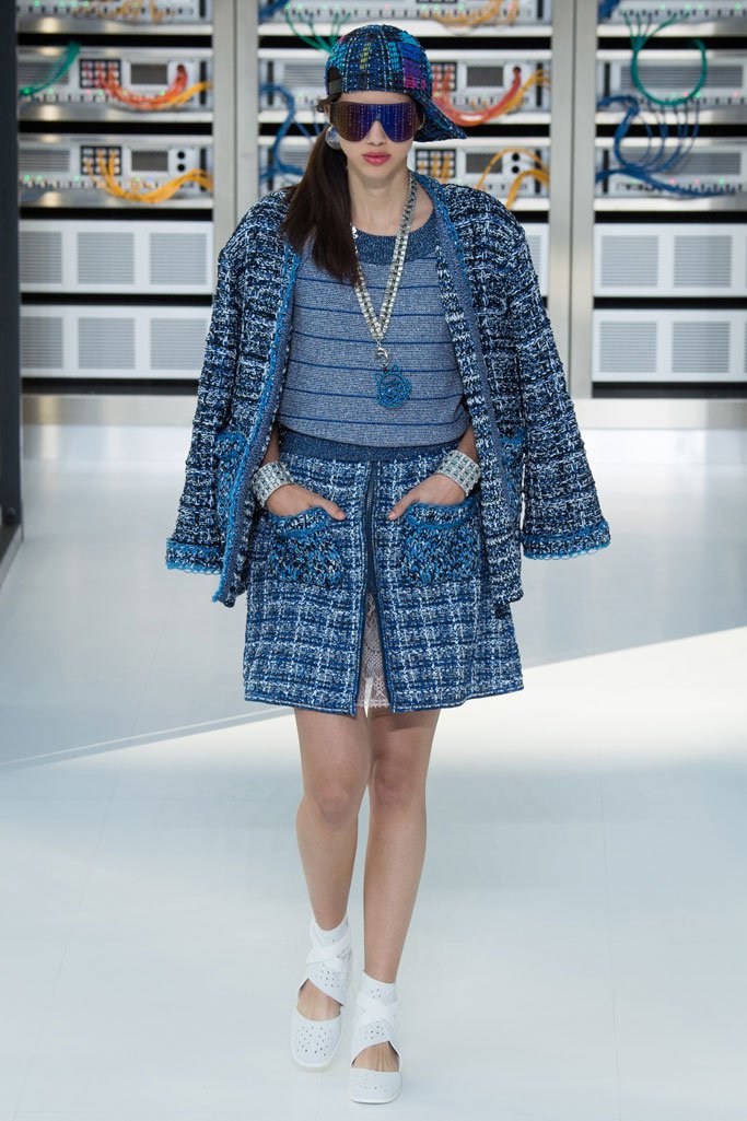 Chanel（香奈儿）2024春夏巴黎时装周时装秀