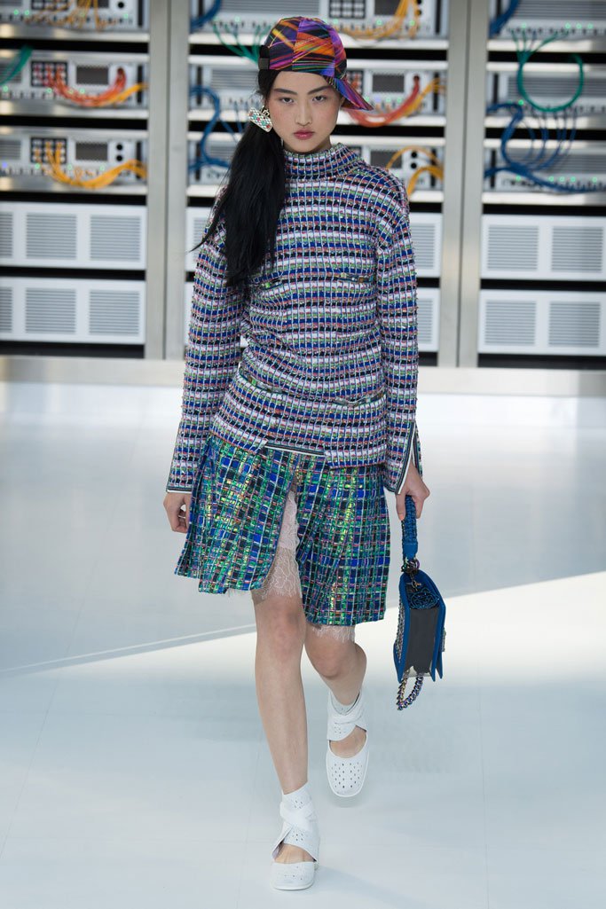 Chanel（香奈儿）2024春夏巴黎时装周时装秀