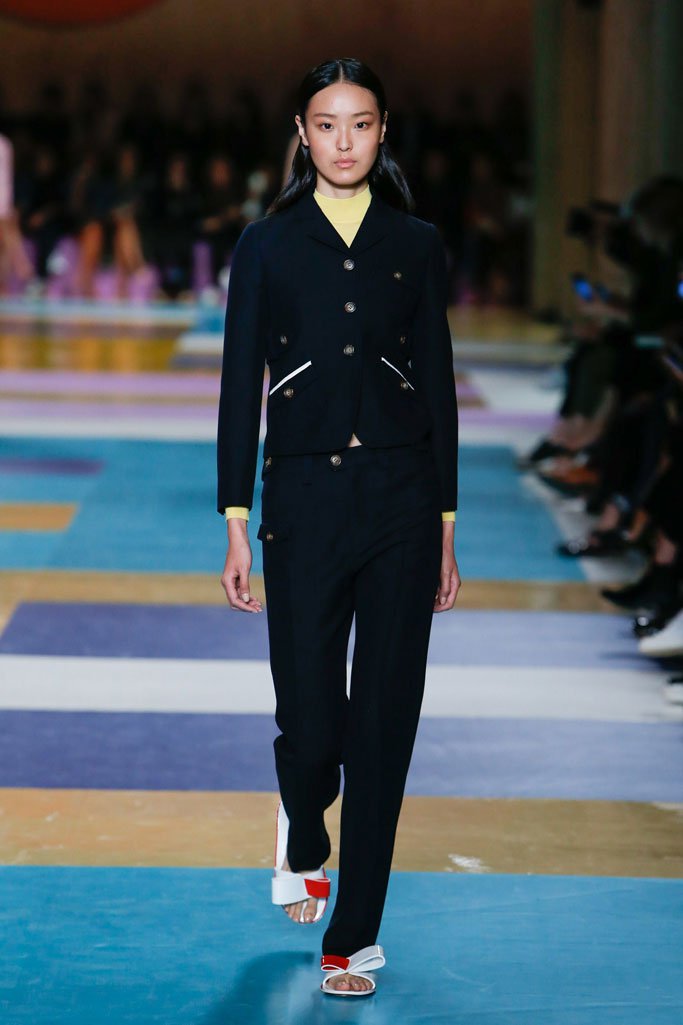 Miu Miu（缪缪）2024春夏巴黎时装周时装秀