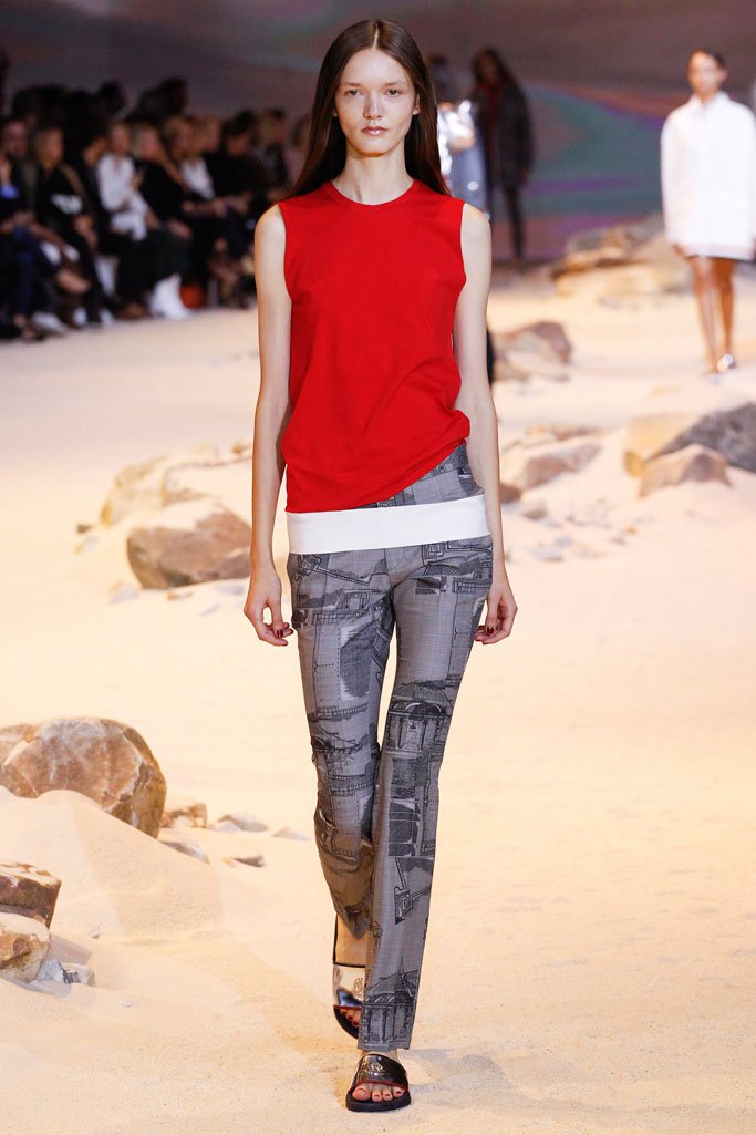 Moncler Gamme Rouge（盟可睐）2024巴黎时装周时装秀