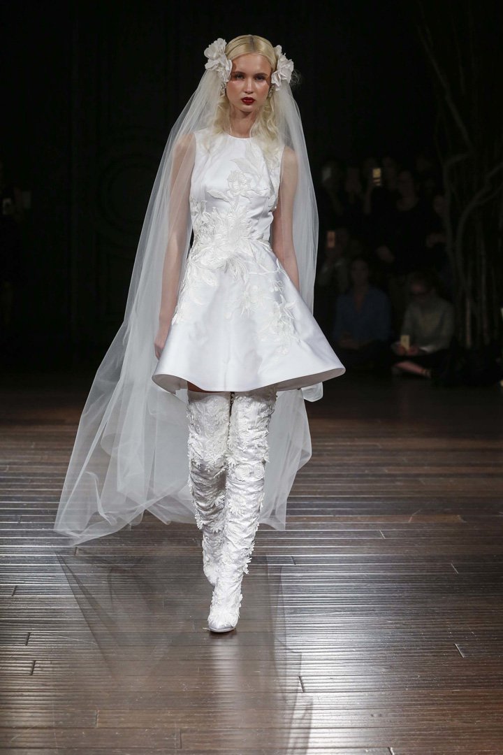 Naeem Khan（纳伊·姆汗）2024秋冬婚纱礼服系列