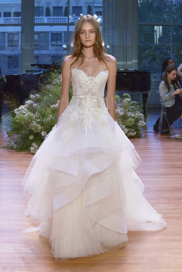 Monique Lhuillier 2024秋冬婚纱礼服系列